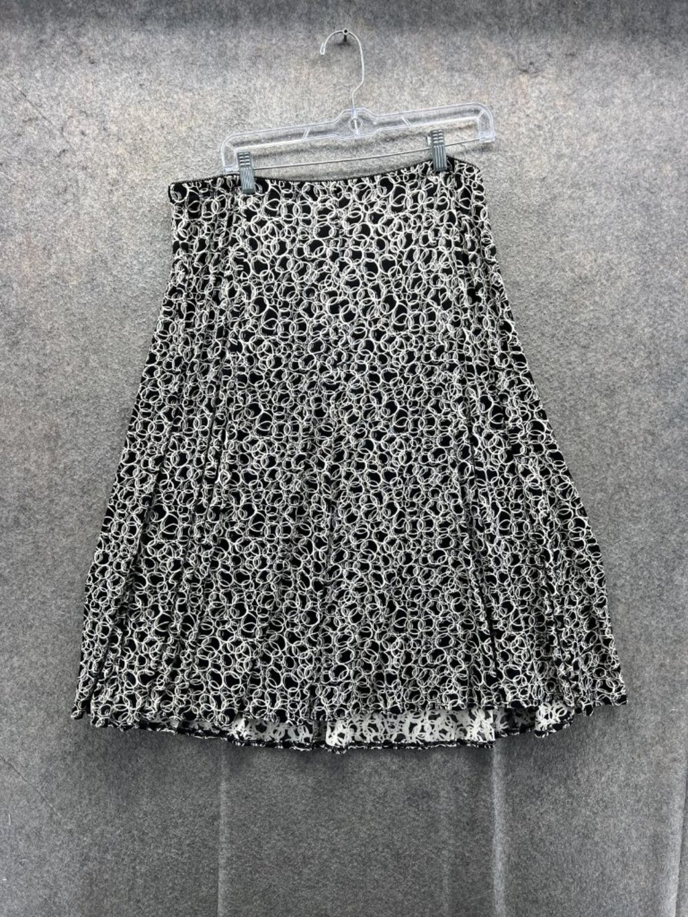 Chico's Travelers Skirt Womens 3 Black White Bubble Dot A Line Midi Stretch